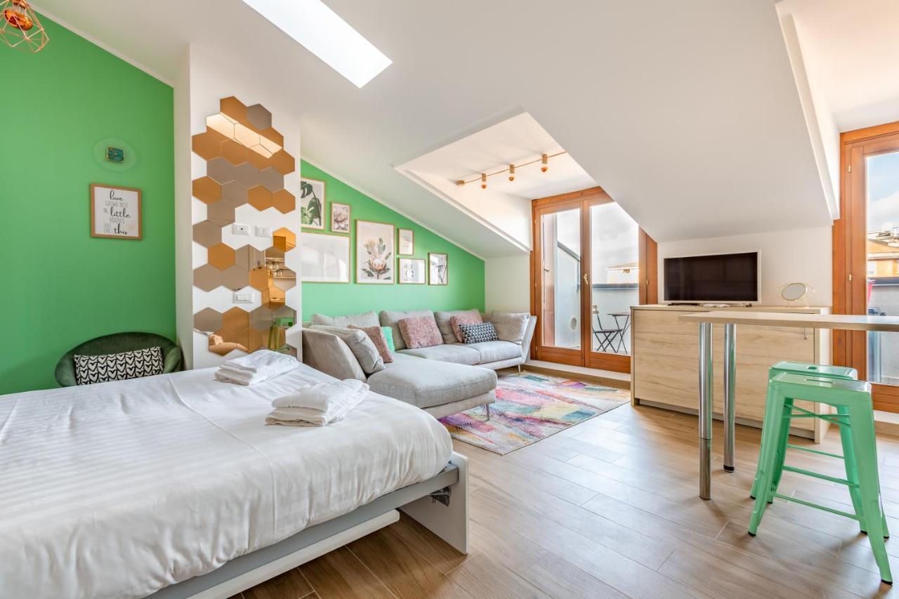 Cozy Studio W/Parking 5 Min Walk From The Bus Stop Milan Exterior photo