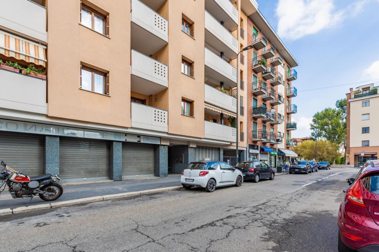 Cozy Studio W/Parking 5 Min Walk From The Bus Stop Milan Exterior photo
